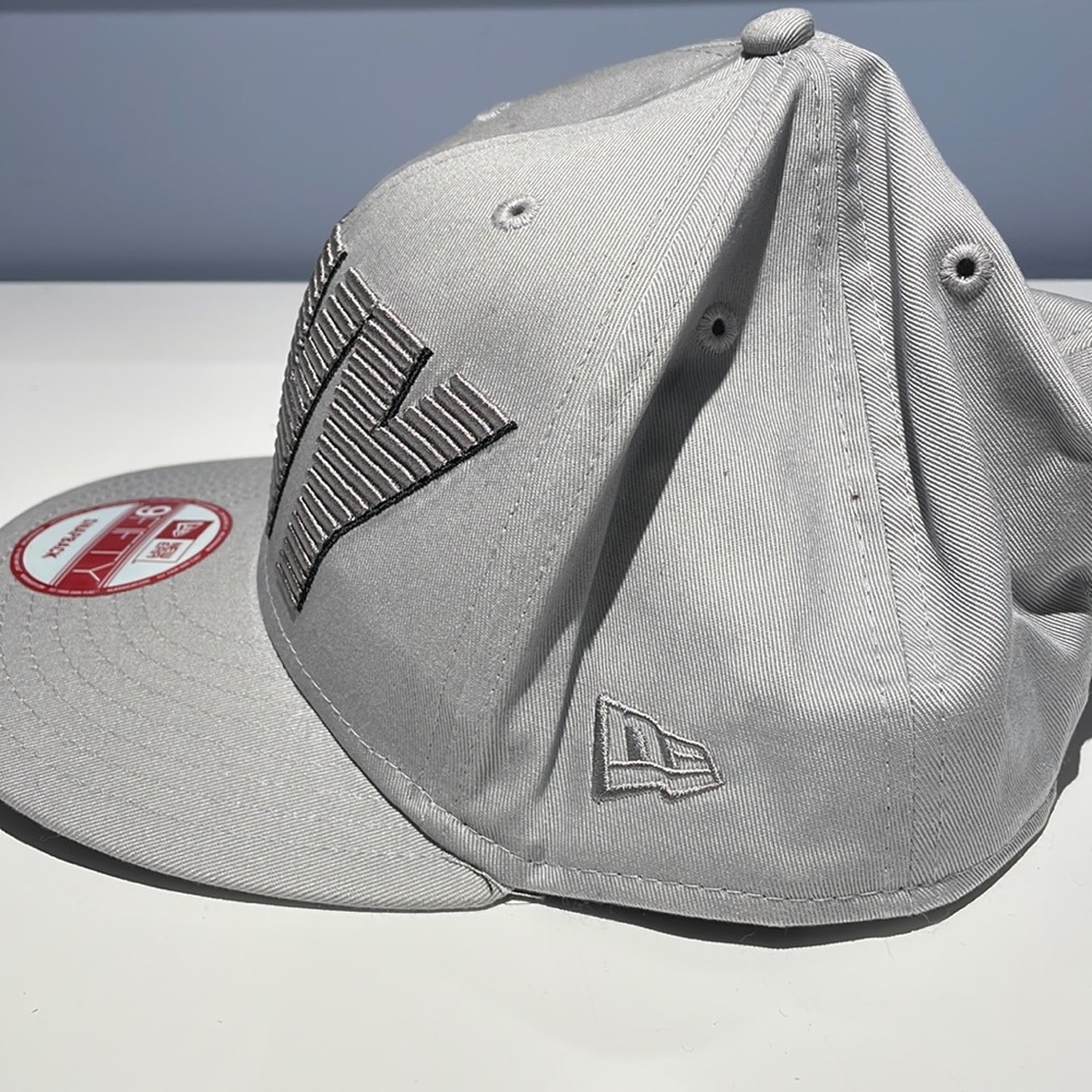 New Era Flight Club SnapBack. NWT. View 4
